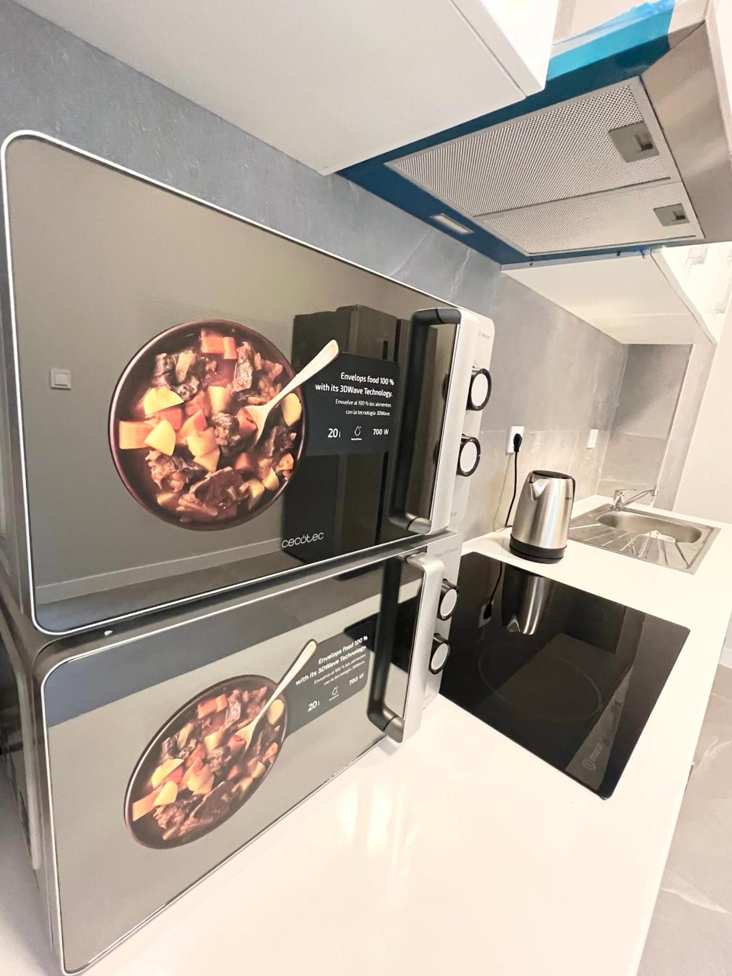 Hostel Space Capsule مدريد المظهر الخارجي الصورة