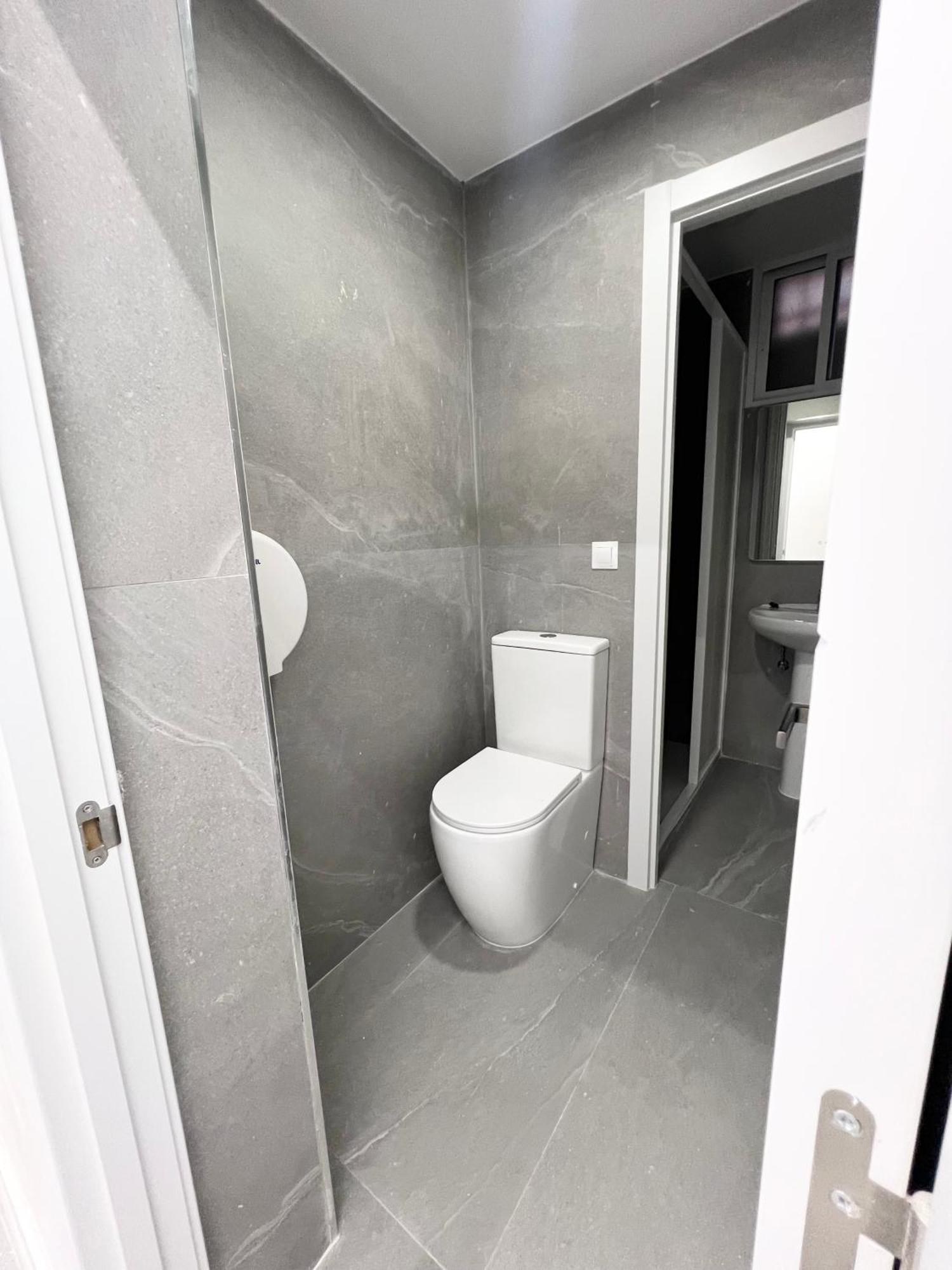 Hostel Space Capsule مدريد المظهر الخارجي الصورة